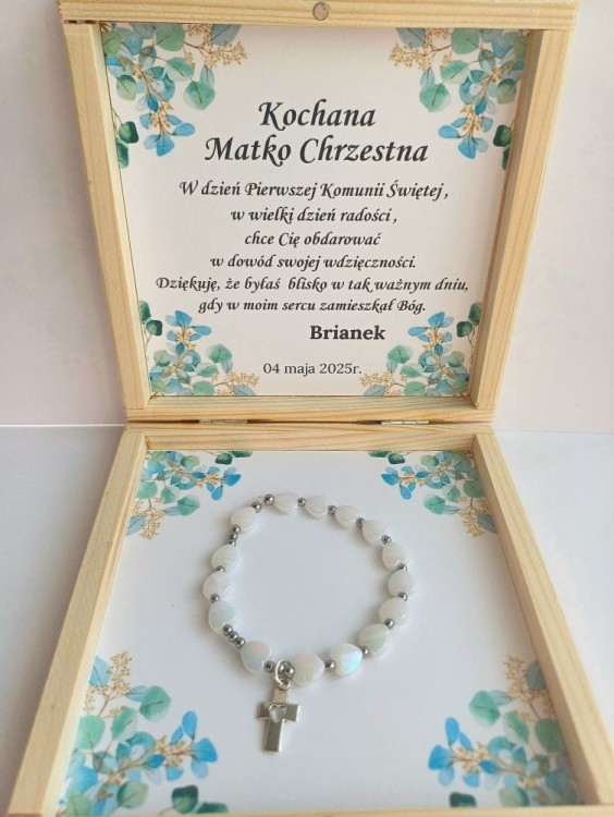bransoletka różaniec w pudełku